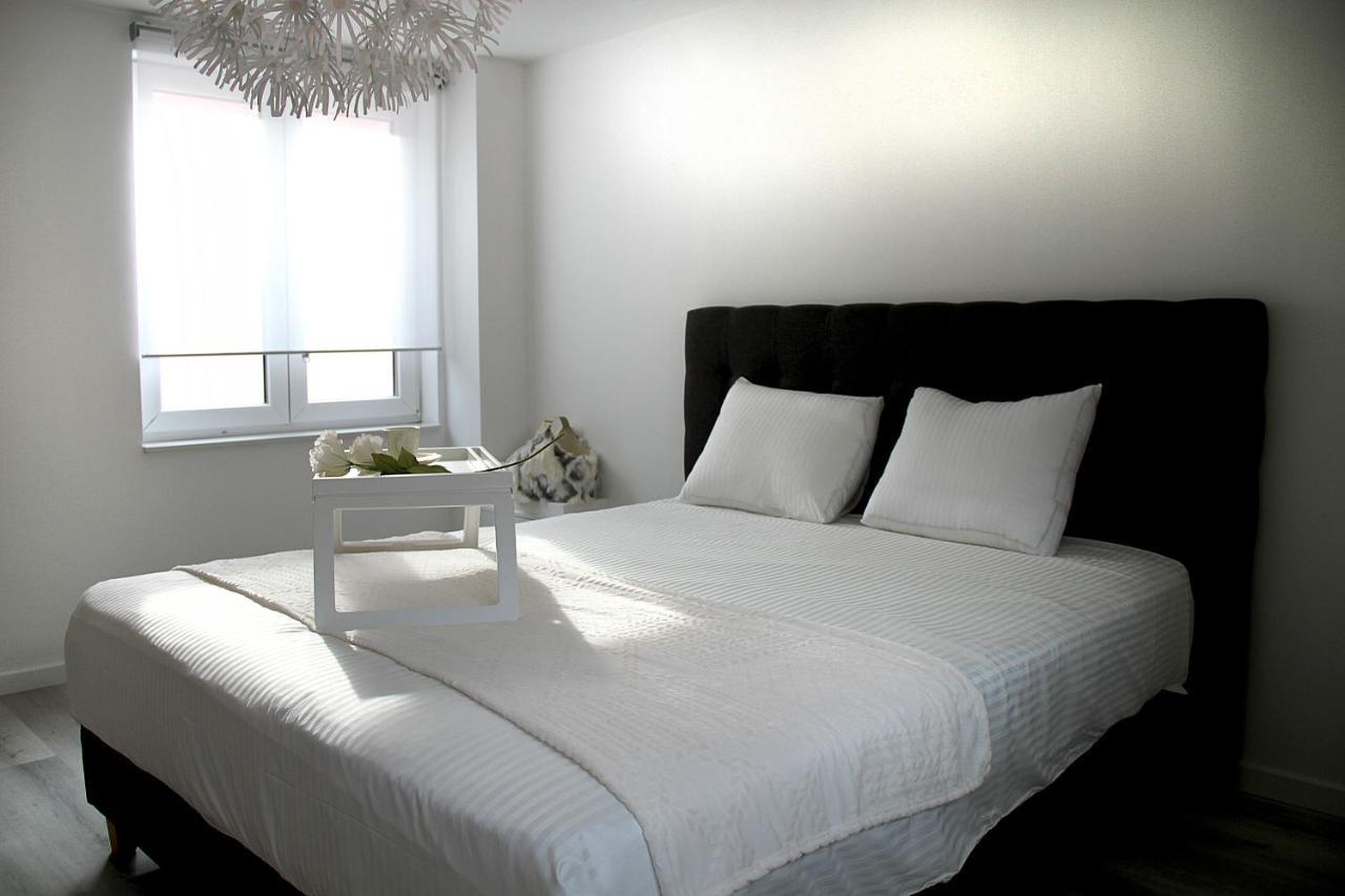 Blanc Cocooning Apartment